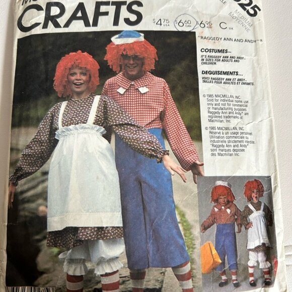 McCall 2625 Raggedy Ann and Andy family costume with kid costumes see kit 🥰 - Picture 1 of 6